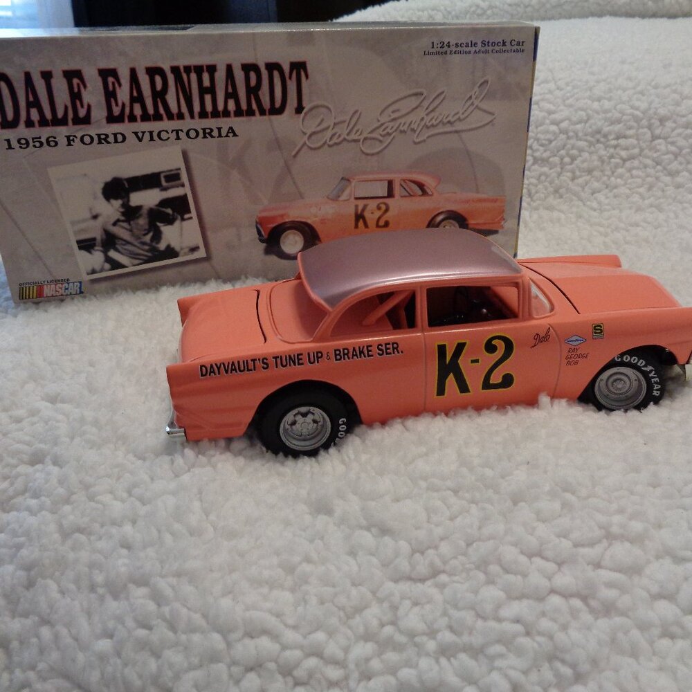Dale Earnhardt #K-2 1956 Ford Victoria Pink 1/24 Action Car Platinum Series 1998